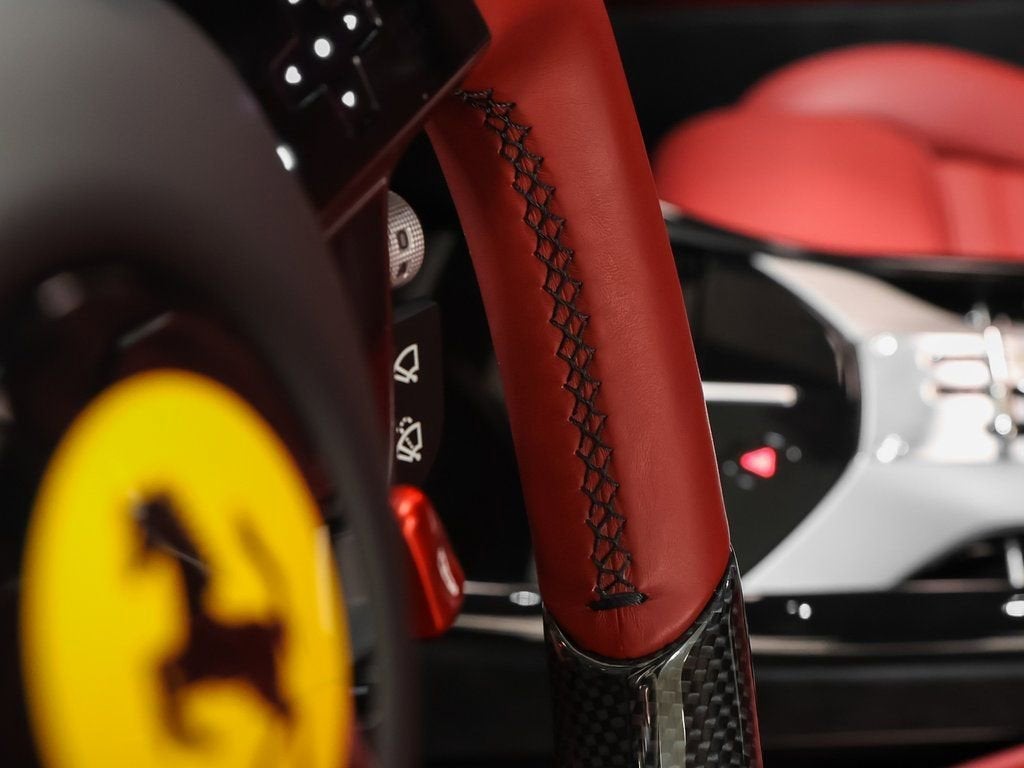 2025 Ferrari Purosangue Base