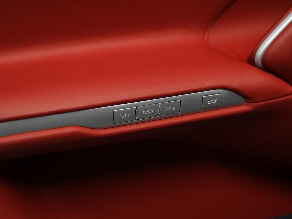 2025 Ferrari Purosangue Base