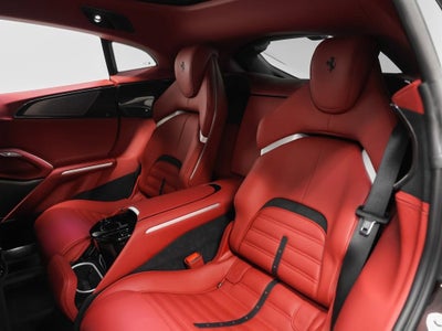 2025 Ferrari Purosangue Base