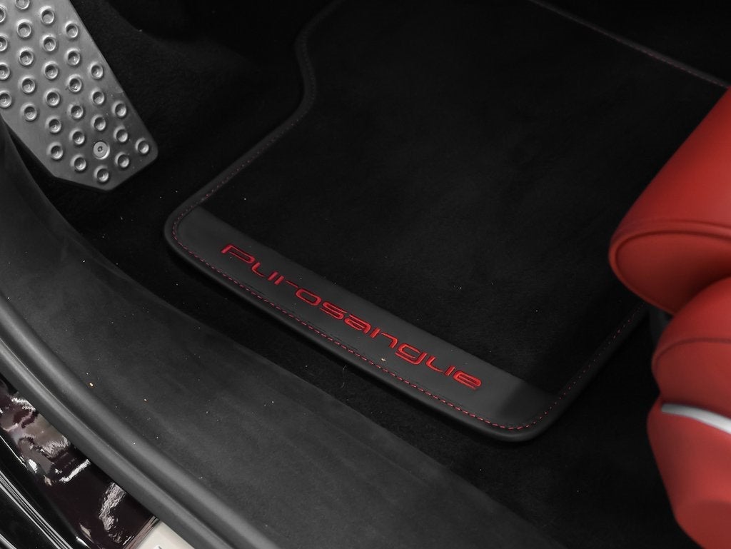 2025 Ferrari Purosangue Base