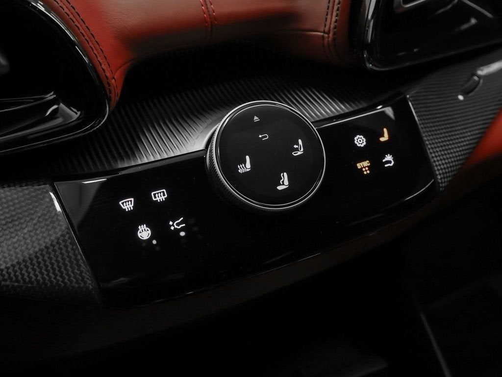 2025 Ferrari Purosangue Base