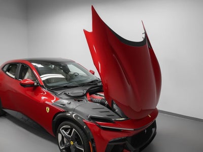 2025 Ferrari Purosangue Base
