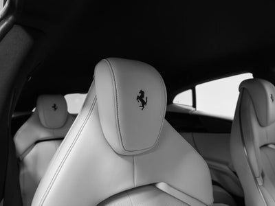 2025 Ferrari Purosangue Base