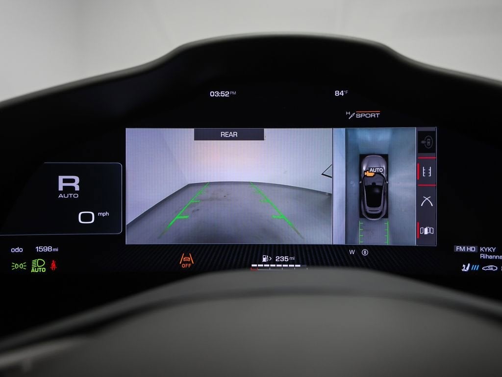 2025 Ferrari Purosangue Base