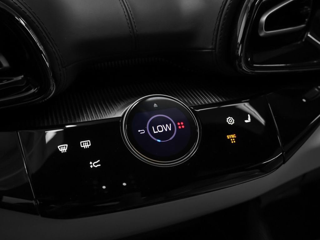 2025 Ferrari Purosangue Base