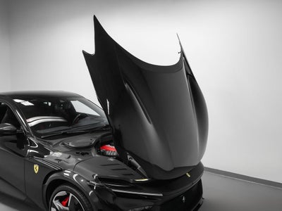 2025 Ferrari Purosangue Base