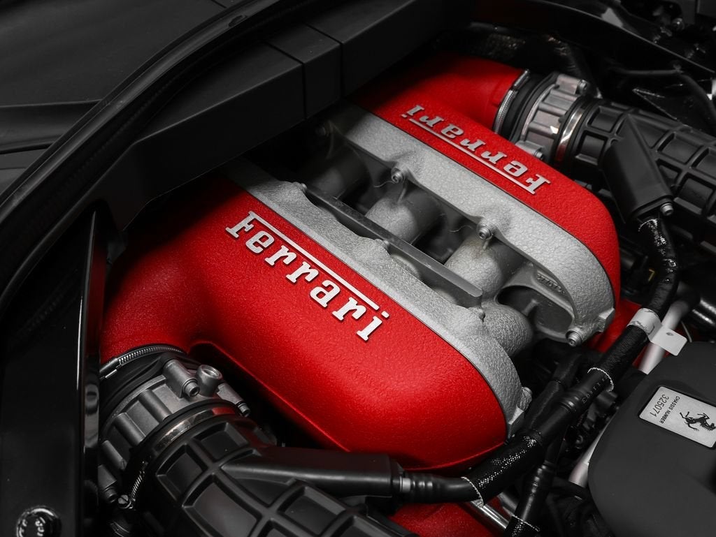2025 Ferrari Purosangue Base