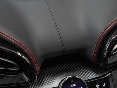 2025 Ferrari Purosangue Base