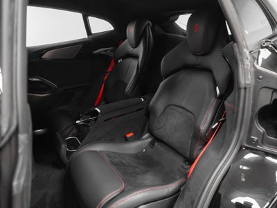 2025 Ferrari Purosangue Base