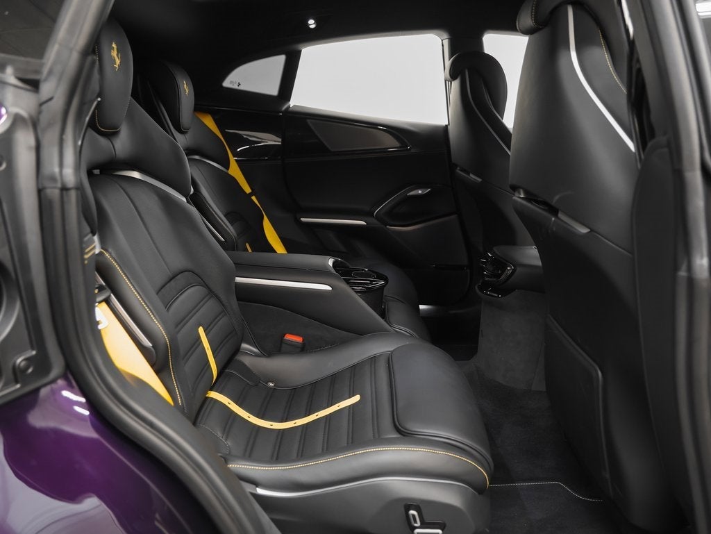 2024 Ferrari Purosangue Base