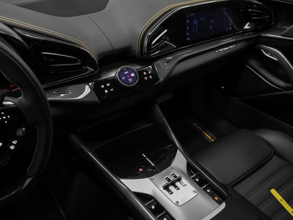 2024 Ferrari Purosangue Base